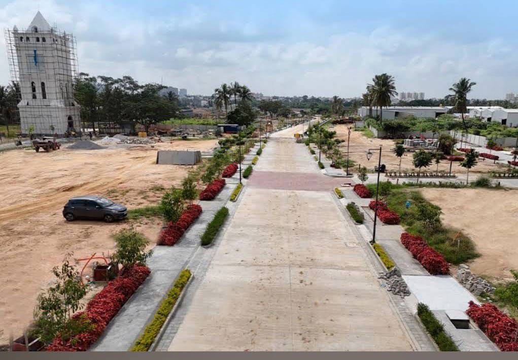 Plot For Sale in Purva Oakshire