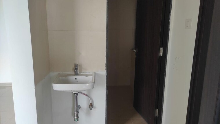 Bathroom, shapoorji-pallonji-joyville-hinjewadi 2 Bedroom 770 Sq.Ft. Apartment In Hinjewadi Pune 10189588