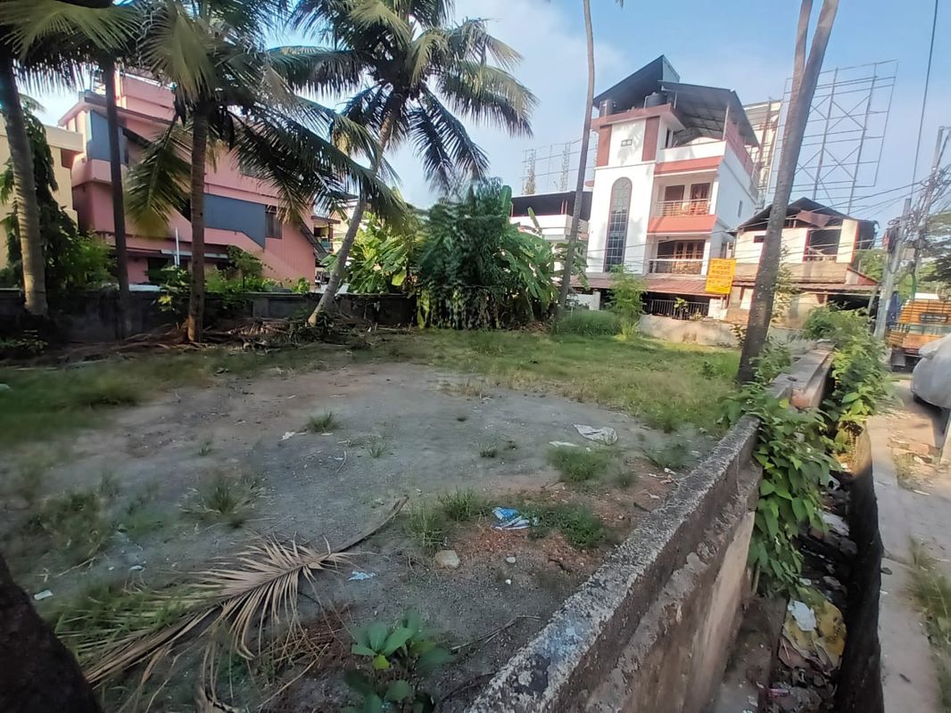 Land For Sale in Ernakulam