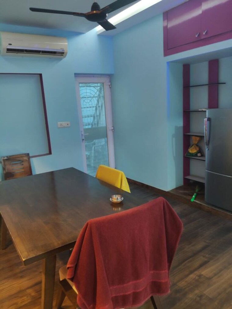 Bedroom, vasant kunj 3 Bedroom 1800 Sq.Ft. Apartment In Vasant Kunj Delhi 10189636