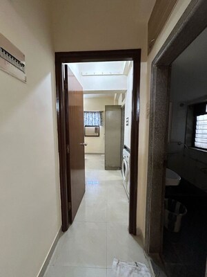  2 BHK Apartment at Andheri West – for Rent