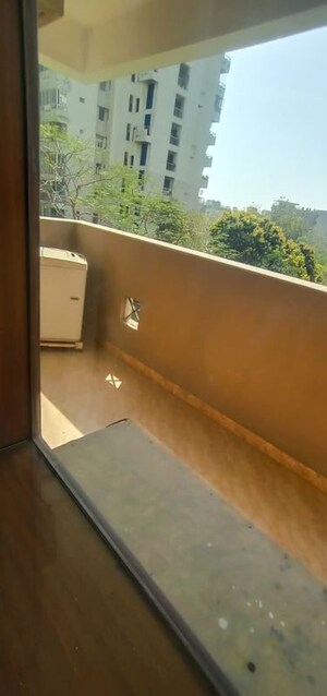 Balcony in 3.5 BHK Apartment at Swaran Villa Friends Apartments, Sector 52 – for Rent