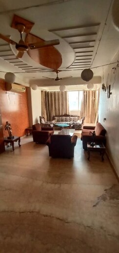 3.5 BHK + Servant Room Apartment For Rent in Swaran Villa Friends Apartments