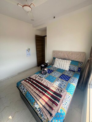 Bedroom in 2 BHK Apartment at Andheri West – for Rent
