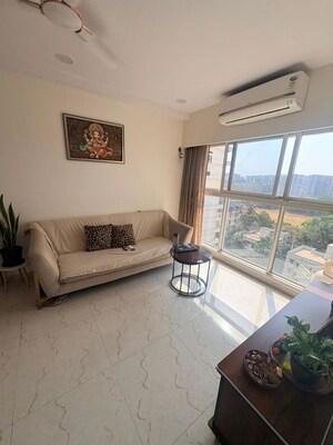 Living Room in 2 BHK Apartment at Andheri West – for Rent