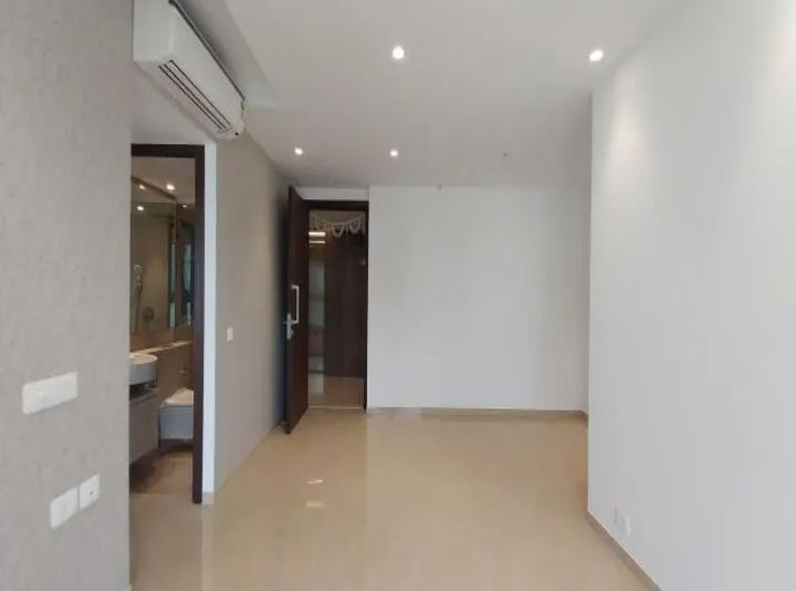 2 BHK Apartment For Sale in Castle Rock