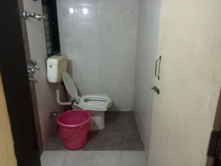 Bathroom, hubtown-gardenia-ivy-chsl 1.5 Bedroom 750 Sq.Ft. Apartment In Mira Road Thane 10189730