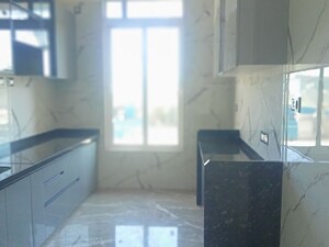 Bathroom in 1 BHK Apartment at Shree Ostwal Horizon, Mira Road – for Rent