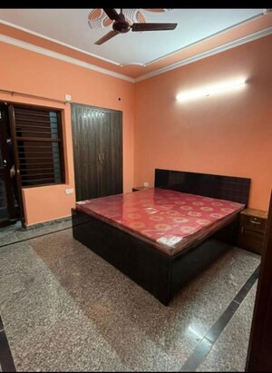 Bedroom in 2 BHK Builder Floor at Sector 45 – for Rent