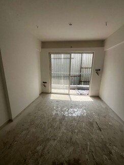 2 BHK Apartment For Rent in Elegance Vega