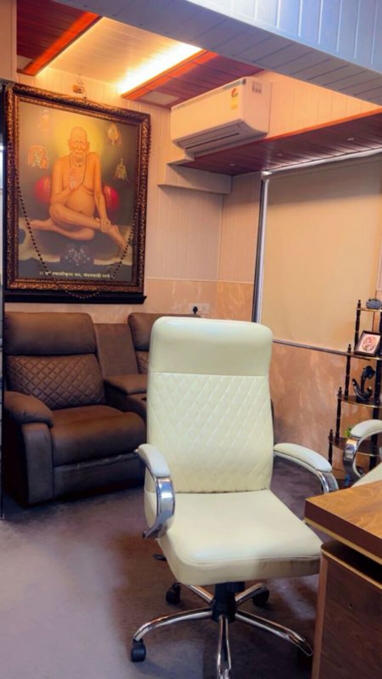 Team Area, ganeshwadi Commercial Office Space 300 Sq.Ft. In Ganeshwadi Thane 10182649