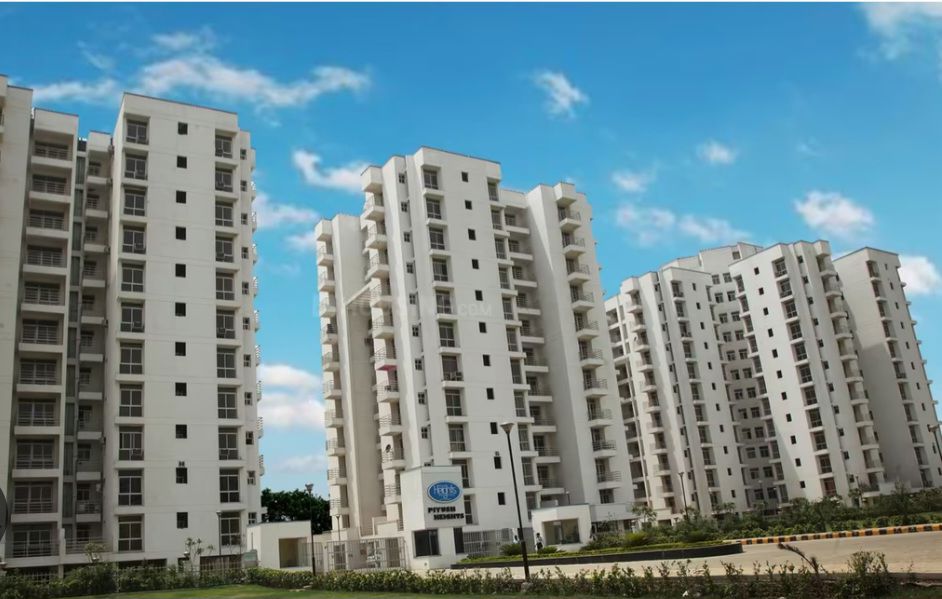 3 BHK 1670 Sq.Ft. Apartment in Piyush Heights