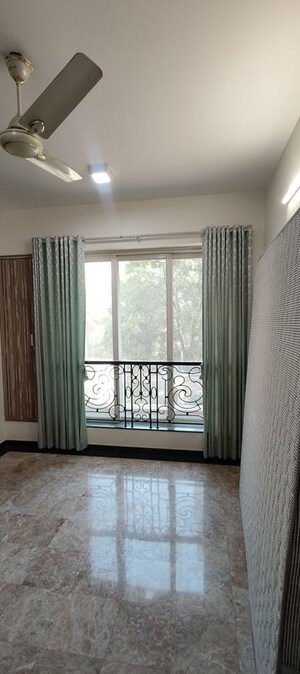 Bedroom in 3 BHK Apartment at Hiranandani Meadows, Manpada – for Rent