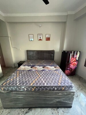 Bedroom in 1 RK Builder Floor at Wazirabad – for Rent