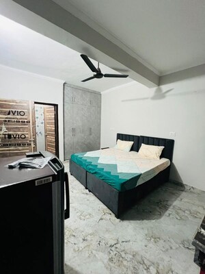 Room in 1 RK Builder Floor at Wazirabad – for Rent