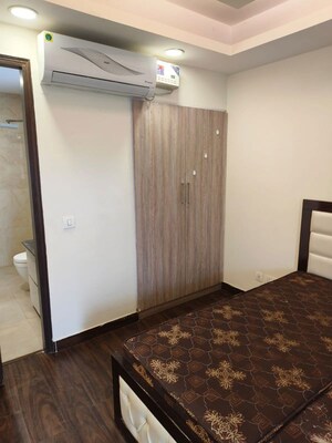 Bedroom in 3 BHK Builder Floor at Sector 48 – for Rent