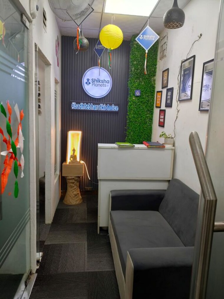 undefined, sector 3 Commercial Office Space 500 Sq.Ft. In Sector 3 Noida 10189870