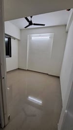 1 BHK + Servant Room 450 Sq.Ft. Apartment in Ram Niwas Goregaon West