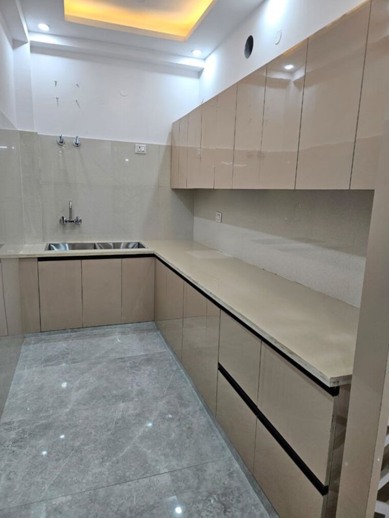 Kitchen, maidan garhi 3 Bedroom 1500 Sq.Ft. Builder Floor In Maidan Garhi Delhi 10189854