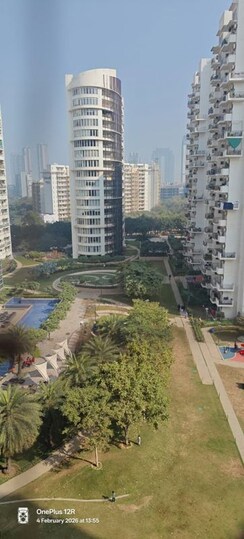 3.5 BHK + Servant Room Apartment For Rent in Emaar The Palm Drive-The Premier Terraces