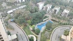 5 BHK Apartment For Rent in Oberoi Realty Woods