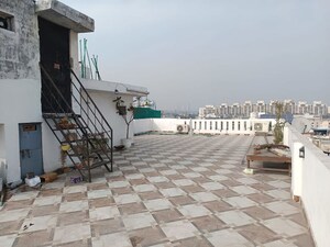 4 BHK Builder Floor – Exterior View View at Green Fields Colony - for Rent