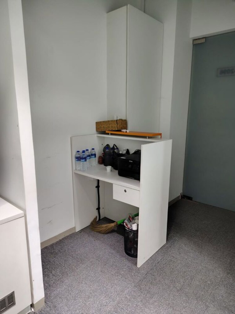 Team Area, akshar-business-park Commercial Office Space 2000 Sq.Ft. In Vashi Sector 19f Navi Mumbai 10189931