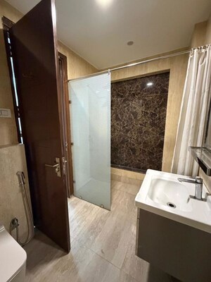 Kitchen in 4 BHK Builder Floor at Sector 48 – for Rent