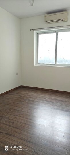 4 BHK + Servant Room Apartment For Rent in Emaar The Palm Drive-The Premier Terraces