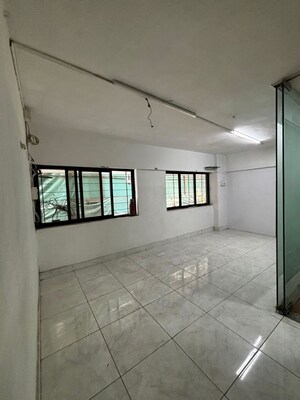 Room in 2 BHK Apartment at Sai Datar Sadan CHS, Thane West – for Sale