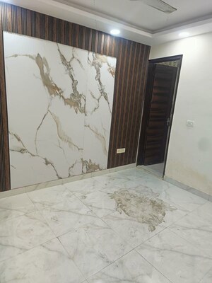 Room in 3 BHK Builder Floor at Govindpuri – for Sale