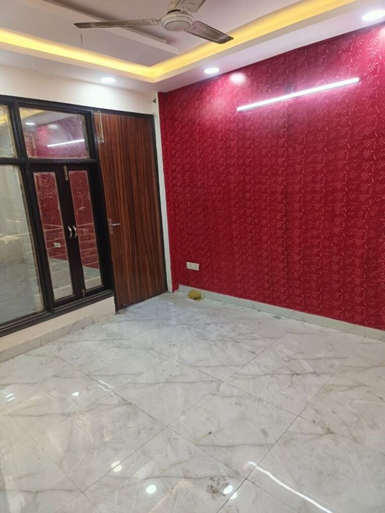 Room, govindpuri 3 Bedroom 900 Sq.Ft. Builder Floor In Govindpuri Delhi 10189989