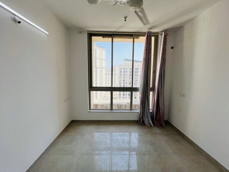 Room, hiranandani-estate-rodas-enclave 2 Bedroom 727 Sq.Ft. Apartment In Ghodbunder Road Thane 10190009