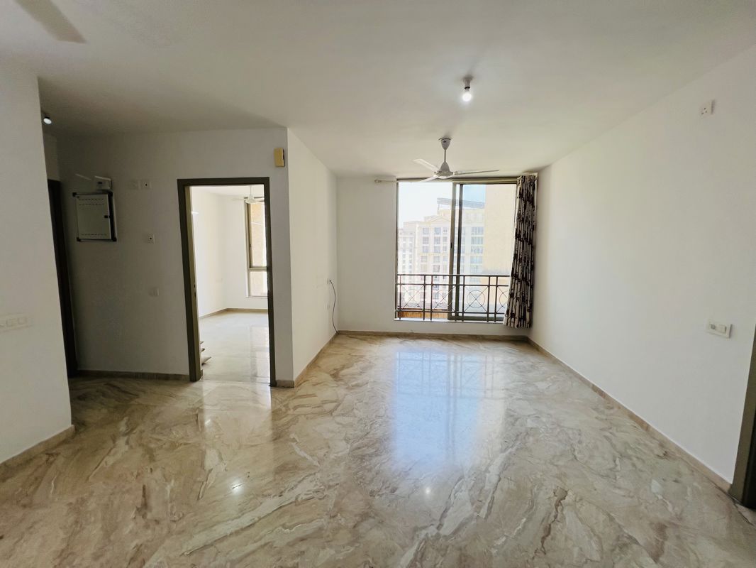 2 BHK Apartment For Rent in Hiranandani Estate Rodas Enclave