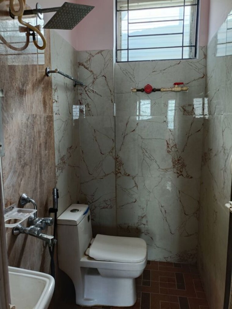 Bathroom, hsr layout 2 Bedroom 900 Sq.Ft. Builder Floor In Hsr Layout Bangalore 10190113