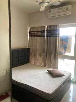 2 BHK Apartment For Rent in Omkar Ananta