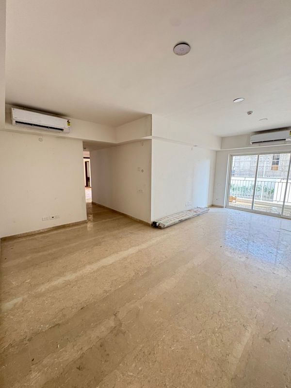 2 BHK Apartment For Rent in Godrej Air Sector 85