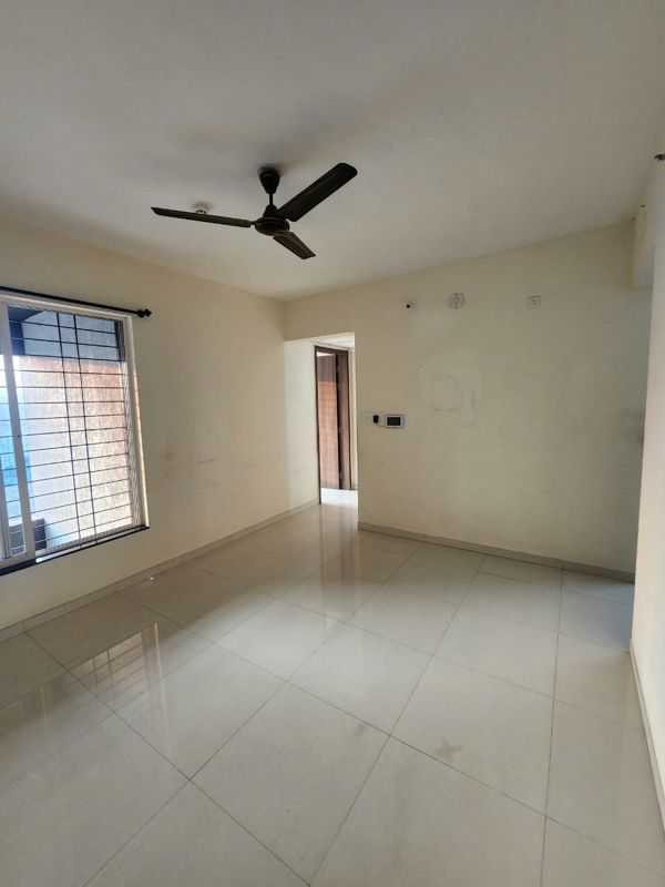 2 BHK + Pooja Room Apartment For Rent in 5 Star Royal Grande