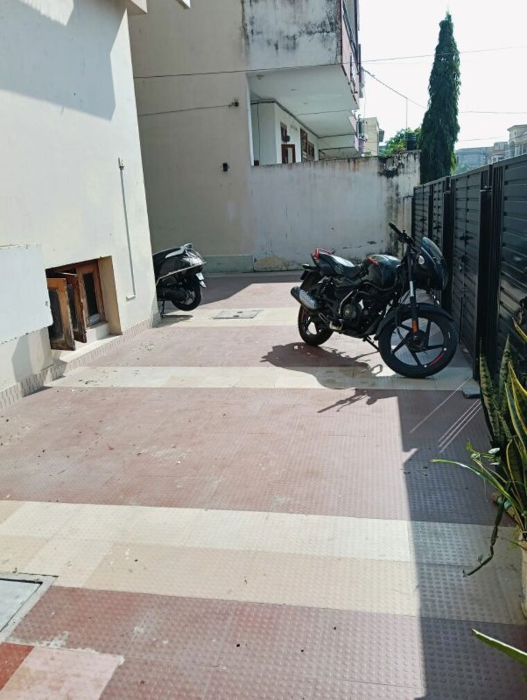  Parking, vaishali nagar Studio 280 Sq.Ft. Apartment In Vaishali Nagar Jaipur 9905365