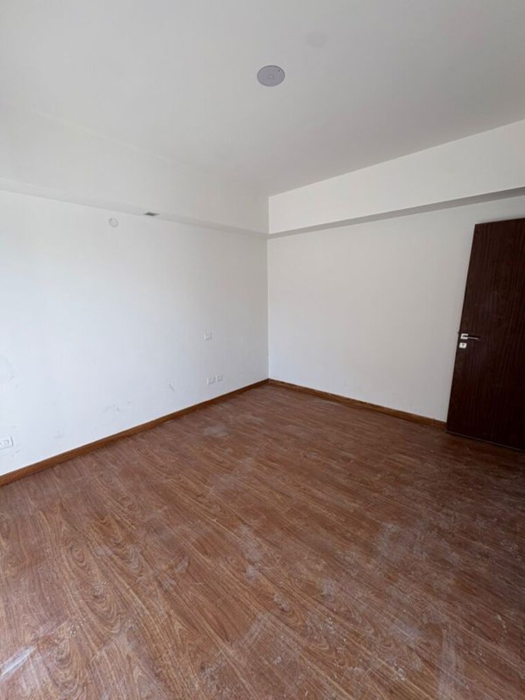 Room, godrej-air-sector-85 3 Bedroom 2129 Sq.Ft. Apartment In Sector 85 Gurgaon 10190128