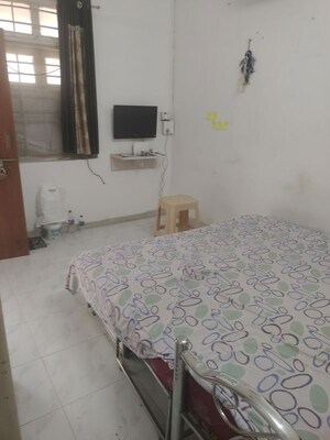 1 RK Apartment For Rent in Adarsh Nagar Society, Worli
