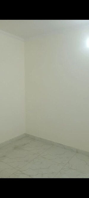 Room in 1 BHK Builder Floor at Suraj Vihar – for Sale