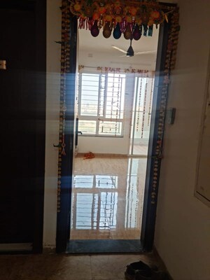 Room in 2 BHK Apartment at VTP Belair, Mahalunge – for Rent