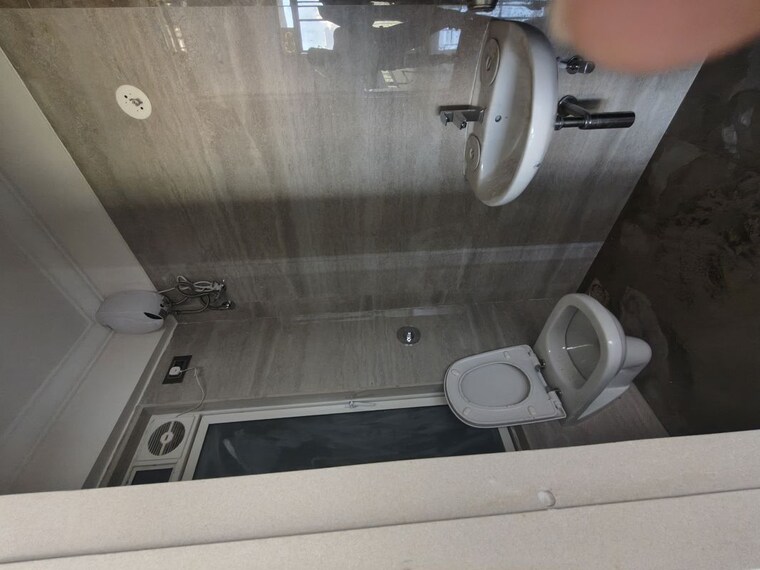 Bathroom, crescent-silverwoods 1 Bedroom 432 Sq.Ft. Apartment In Powai Mumbai 10190220