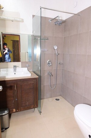 Bathroom in 4 BHK Villa at Lake Shore Homes, Haralur Road – for Rent