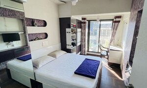 Bedroom in 2 BHK Apartment at Abrol Krishna Balaji, Malad West – for Rent