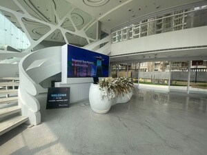 Building Lobby in 2 BHK Apartment at Kanakia Silicon Valley, Powai – for Rent