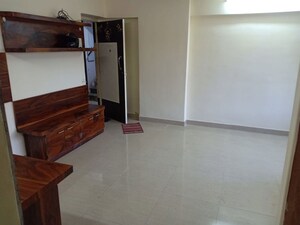 Room in 2 BHK Apartment at Millie Enclave, Malad West – for Rent