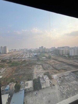 Plot Area in 2 BHK Apartment at Kohinoor Sapphire 3, Tathawade – for Rent