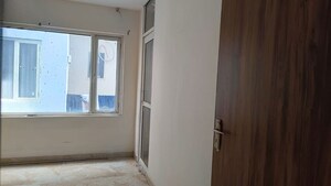 Building Lobby in 2 BHK Builder Floor at Sector 39 – for Rent
